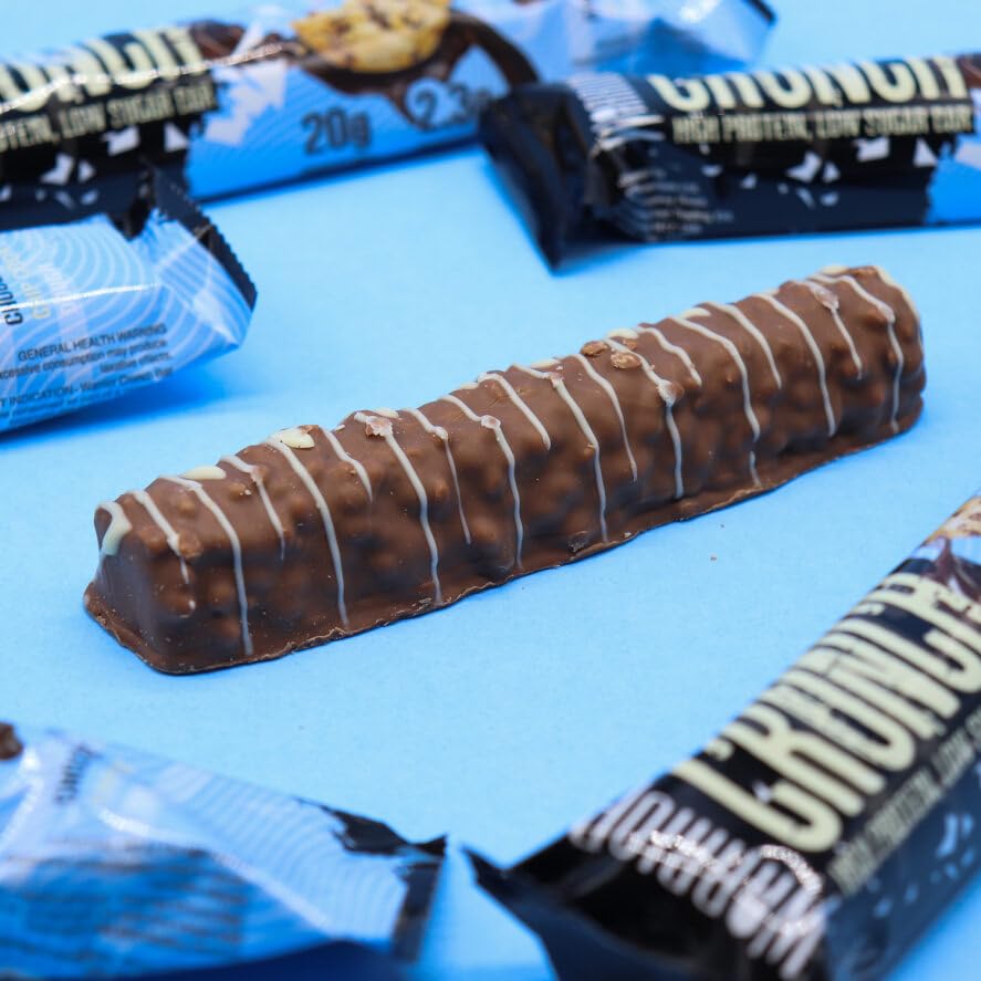 Warrior Crunch Protein Bars, Chocolate Chip Cookie Dough 12 x 64g – High Protein Snacks (20g), Low Sugar, Low Calorie Snack Bar, Guilt-Free On-the-Go Treats, Multipack Diet Bars for Weight Loss
