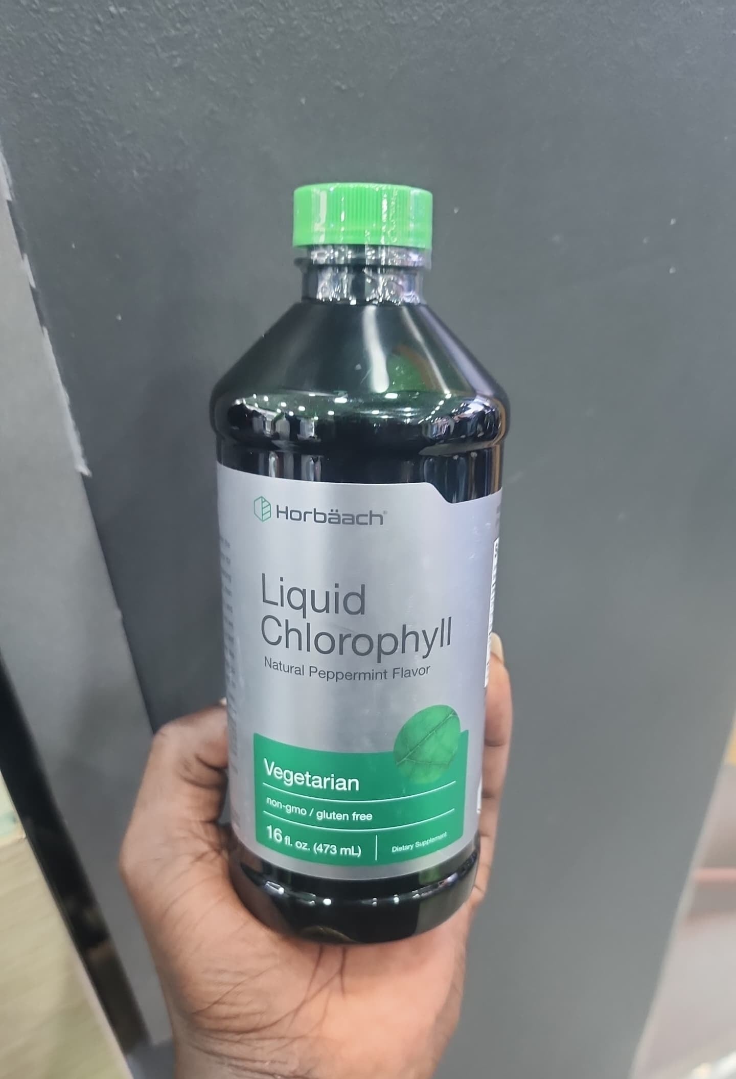 Horbaach Liquid Chlorophyll 100mg Natural Peppermint Flavor Veg 473ml